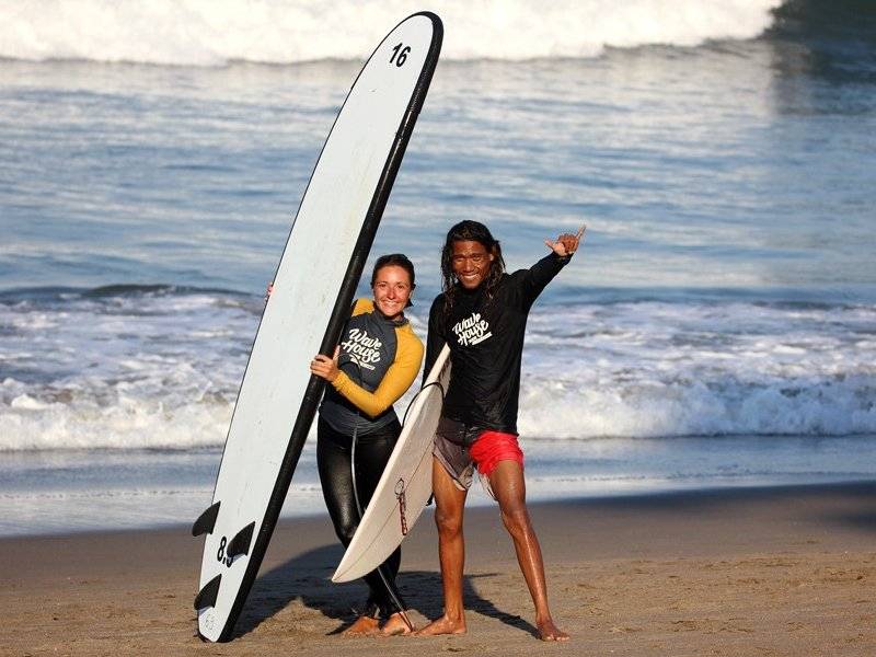 surf school in bali